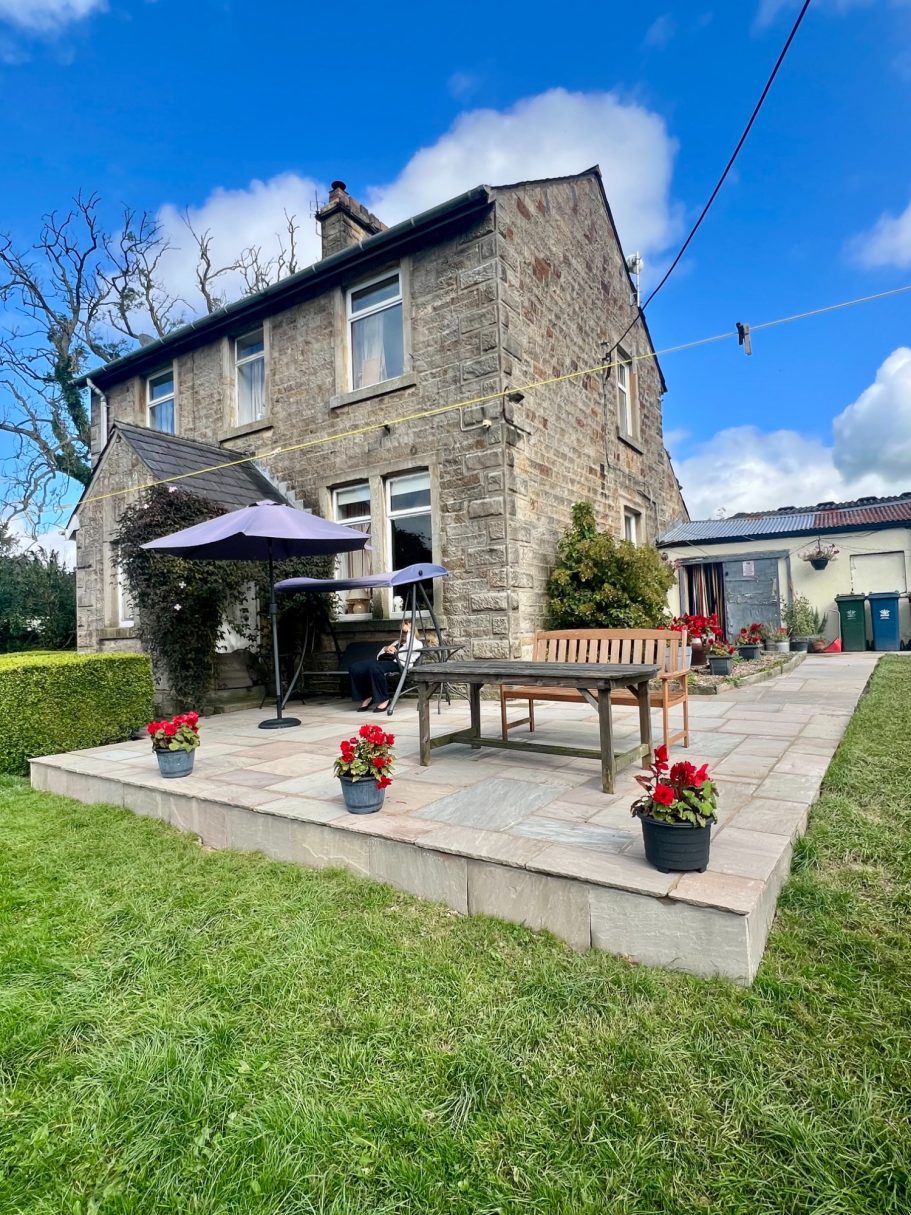 Raj sandstone terrace shown when dry Raj sandstone terrace shown when dry